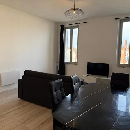 Le Dallas - 1 Chambre, 1 Canape-lit, 1er Etage, Parking, 10min Canal Du Midi