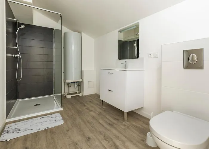 شقة Le Dallas - 1 Chambre, 1 Canape-lit, 1er Etage, Parking, 10min Canal Du Midi كاسلسارازين