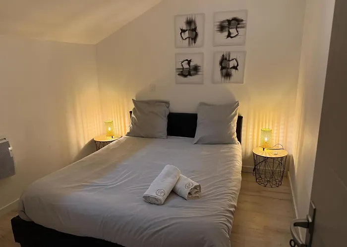 Le Dallas - 1 Chambre, 1 Canape-lit, 1er Etage, Parking, 10min Canal Du Midi *